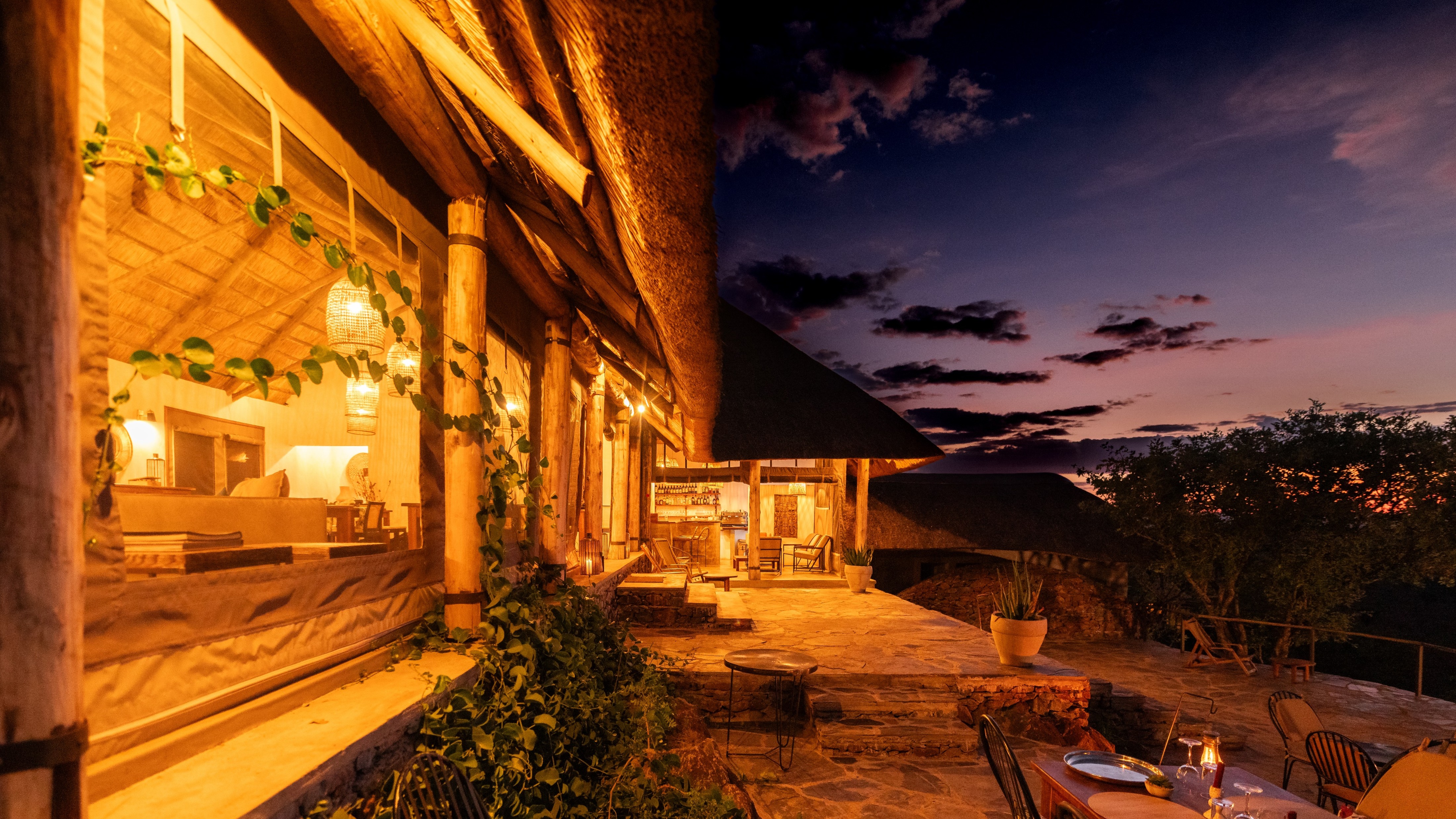 Ikoma Hills thumbnail 3